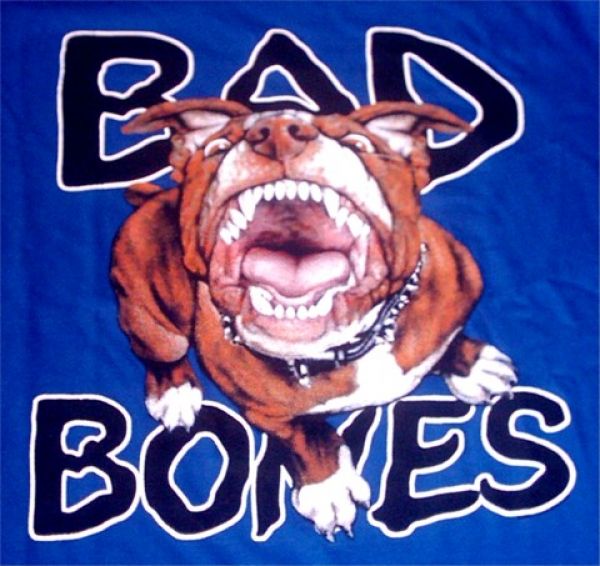 Pit Bull Motiv Bad Bones